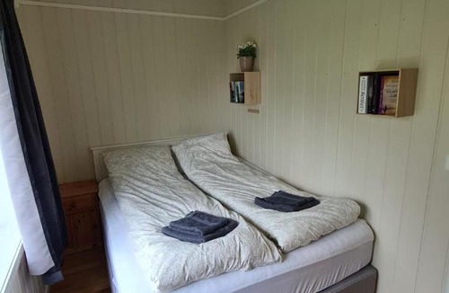Stamsund Apartment | Cozy Central Apartment in Stamsund A