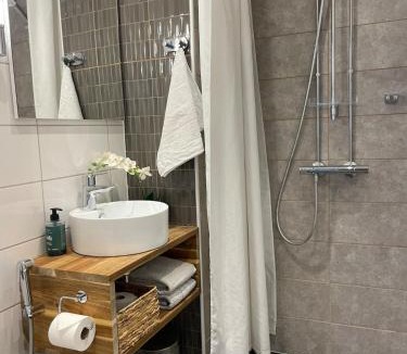 Koillinen District Apartment | Cozy, conveniently located studio in a 1950's wooden house
