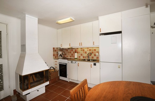 Larbro Apartment | Cozy cottage on Gotland with sauna near salty baths | SE12017