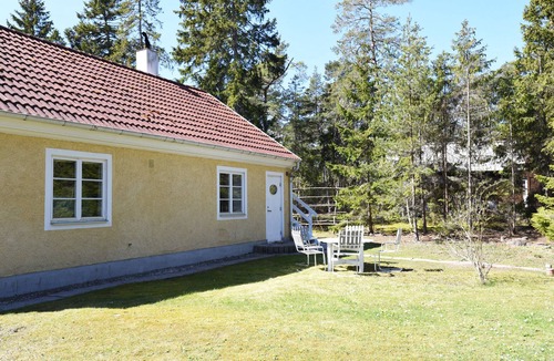 Larbro Apartment | Cozy cottage on Gotland with sauna near salty baths | SE12017