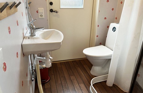 Kopingsvik House | Cozy cottage with a view of open fields located outside Köpingsvik| SE04038