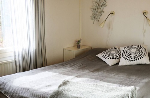 Vastra Torup House | Cozy cottage with the forest outside the house knot, Hässleholm | SE01559