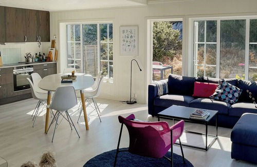 Fitjar House | Cozy family cabin surrounded by idyllic islands