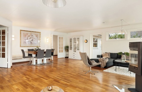 Ytrebygda Villa | Cozy, family-friendly house - pets allowed