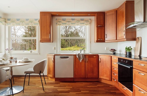 Ytrebygda Villa | Cozy, family-friendly house - pets allowed
