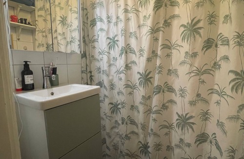 Centrum Apartment | Cozy flat in a quiet, leafy neighborhood in central Malmö