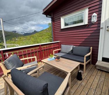 Vagan House | Cozy Forest Cabin in Lofoten Peaceful and Central