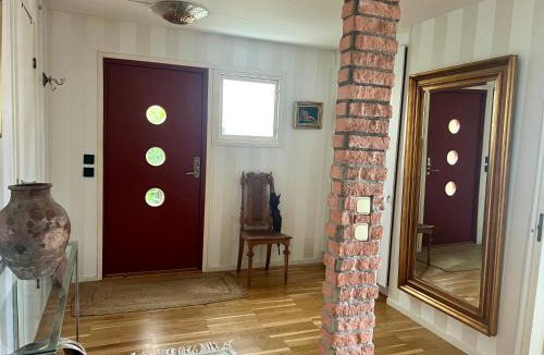 Bastad House | Cozy Guest Rooms in a Charming Båstad Villa, Prime Location near the Sea