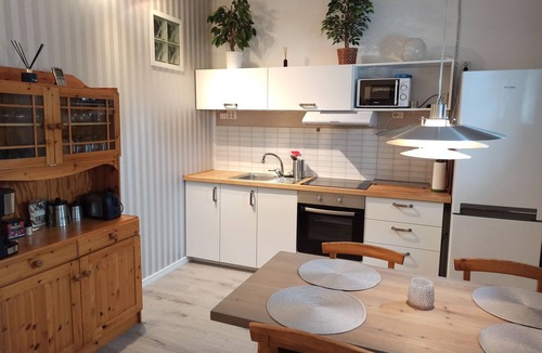 Enkoping House | Cozy Guesthouse 600m From The Beach
