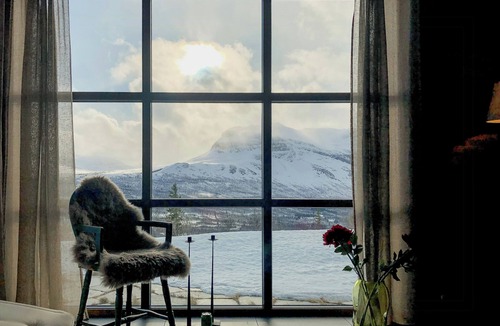 Vang House | Cozy holiday home embraced by Valdres hills