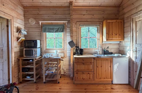 Arjang House | Cozy home in årjäng with sauna