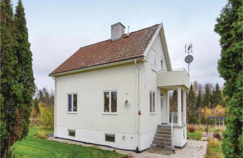 Asensbruk House | Cozy Home In Åsensbruk With Kitchen