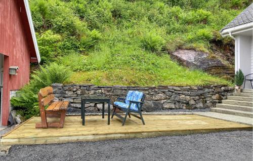 Aheim House | Cozy Home In Åheim With House A Panoramic View