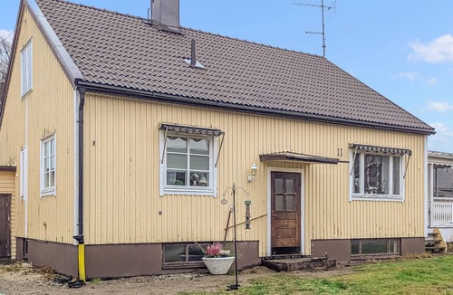 Bastutrask House | Cozy home in Bastuträsk with WiFi
