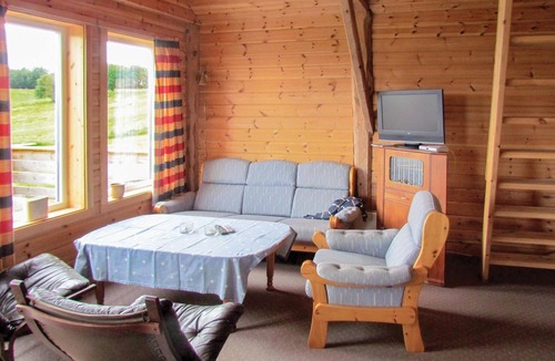 Innbjoa House | Cozy home in Bjoa with house a mountain view