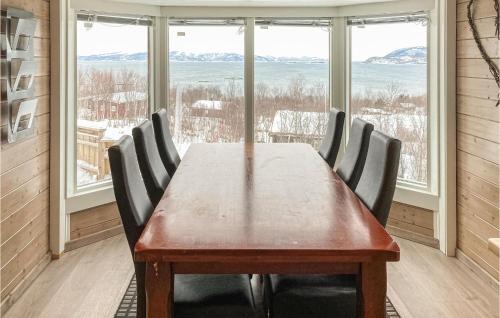 Botn House | Cozy Home In Bogen I Ofoten With Sauna