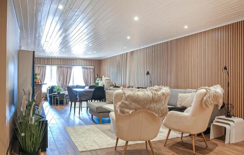 Bokn House | Cozy Home In Bokn With Sauna