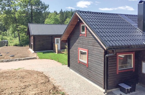 Dalsjofors House | Cozy home in Dalsjöfors with sauna