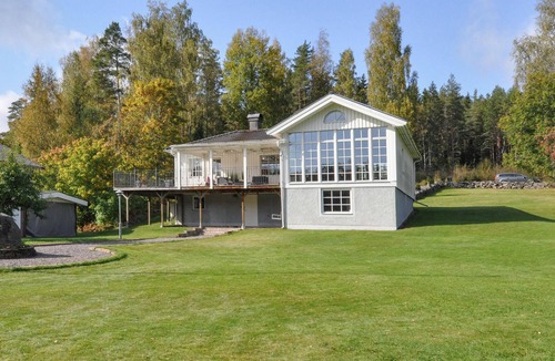 Degerfors House | Cozy home in Degerfors with sauna