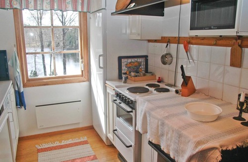 Dingle House | Cozy home in Dingle with lake view