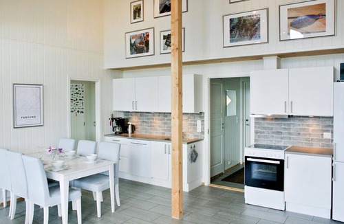 Farsund House | Cozy home in Farsund with sauna