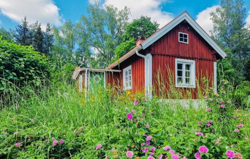 Flen House | Cozy Home In Flen With House A Panoramic View
