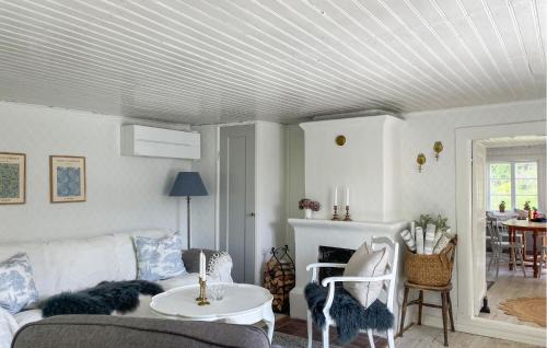 Flen House | Cozy Home In Flen With House A Panoramic View