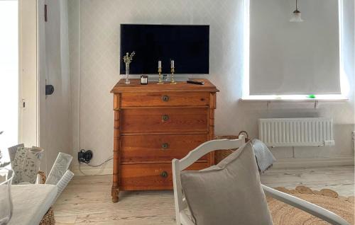 Flen House | Cozy Home In Flen With House A Panoramic View