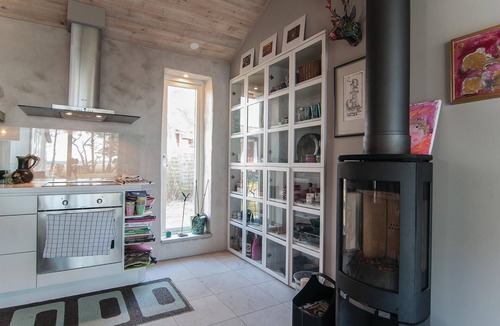 Tofta House | Cozy home in Gotlands Tofta with WiFi