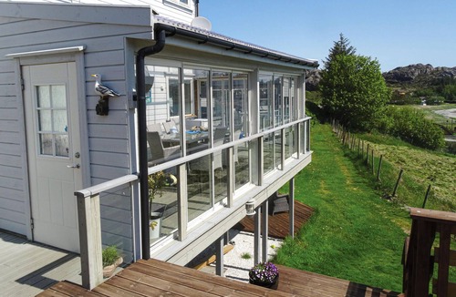 Egersund House | Cozy home in Hellvik with WiFi