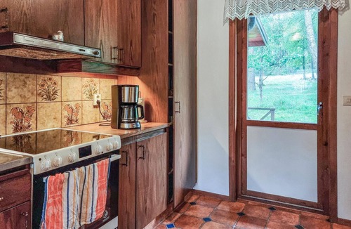 Hestra House | Cozy home in Hestra with WiFi