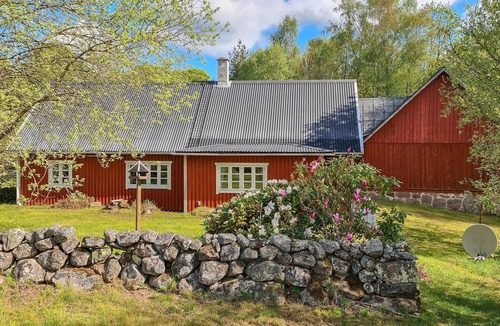 Hishult House | Cozy home in Hishult with kitchen