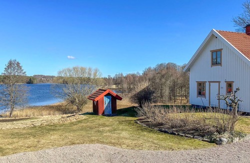 Albo House | Cozy home in Kulltorp with sauna