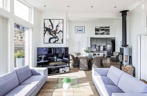 Lyngdal House | Cozy home in Lyngdal with WiFi