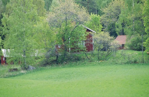 Gamleby House | Cozy home in Odensvi with kitchen