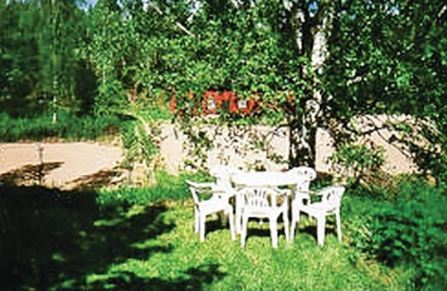 Gamleby House | Cozy home in Odensvi with kitchen