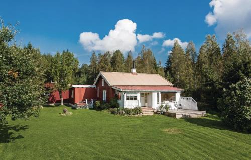 Ostra Amtervik House | Cozy Home In Östra Ämtevik With Sauna