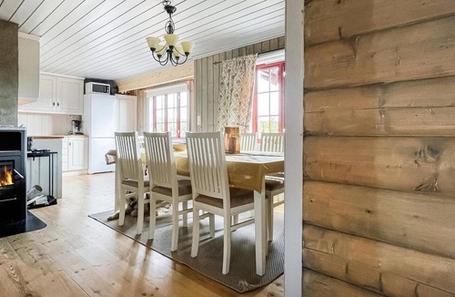 Sor-Aurdal House | Cozy home in Reinli with sauna