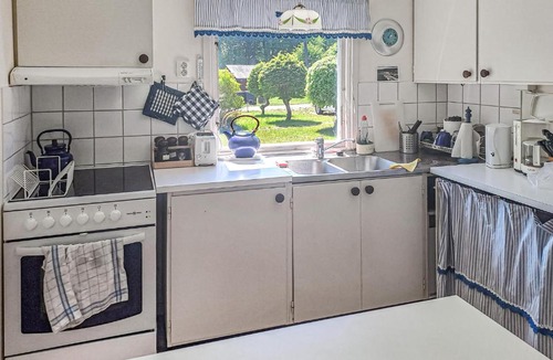 Solvesborg Municipality House | Cozy Home In Sölvesborg With Wifi
