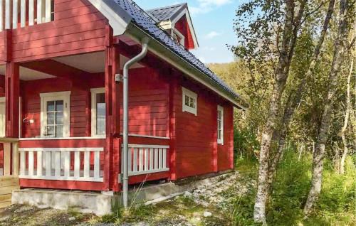 Harstad House | Cozy Home In Sørvik With Wifi