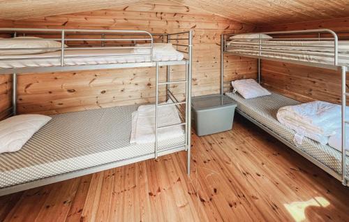 Saffle House | Cozy Home In Säffle With Lake View