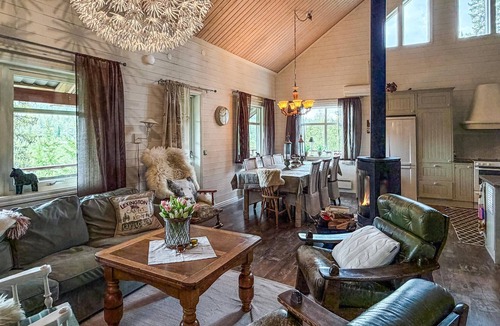 Sarna House | Cozy home in Särna with kitchen