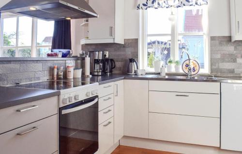Listarum House | Cozy Home In Simrishamn With Wifi