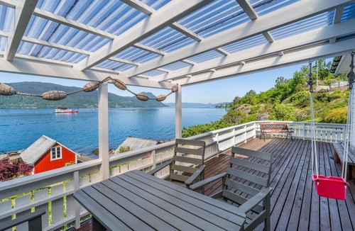 Ardal i Ryfylke House | Cozy home in Skiftun with house sea view