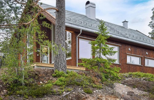 Kongsberg House | Cozy home in Skollenborg with kitchen