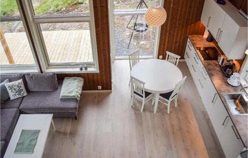 Kongsberg House | Cozy Home In Skollenborg With Kitchen
