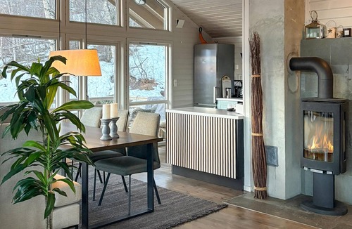 Møre og Romsdal House | Cozy home in Stranda with sauna