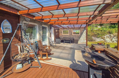 Sveio House | Cozy home in Sveio with WiFi