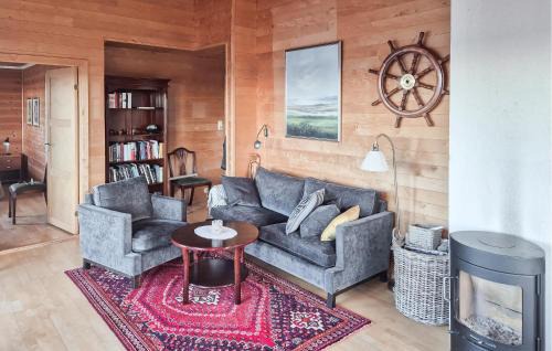 Flora Municipality House | Cozy Home In Tansøy With House A Panoramic View