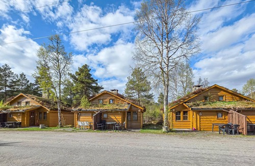 Tjørhom House | Cozy home in Tjørhom with sauna